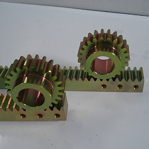 Cremalheira com Engrenagem