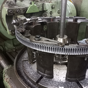 Usinagem de Engrenagens Retas