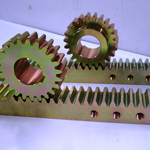 Cremalheira com Engrenagem