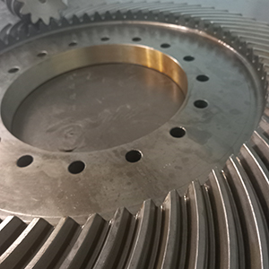 Engrenagem Helicoidal Cônica